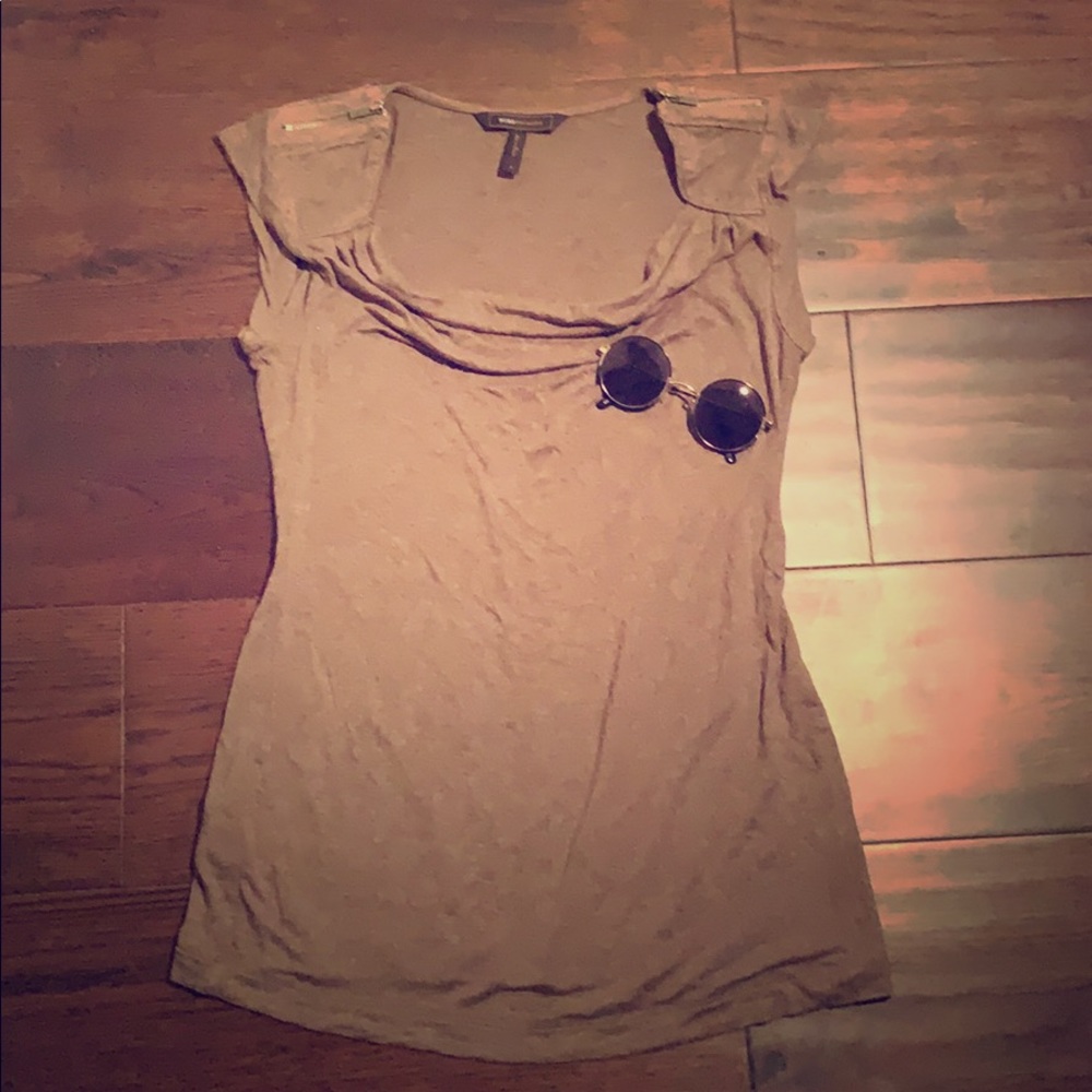 BCBGMAXAZRIA top